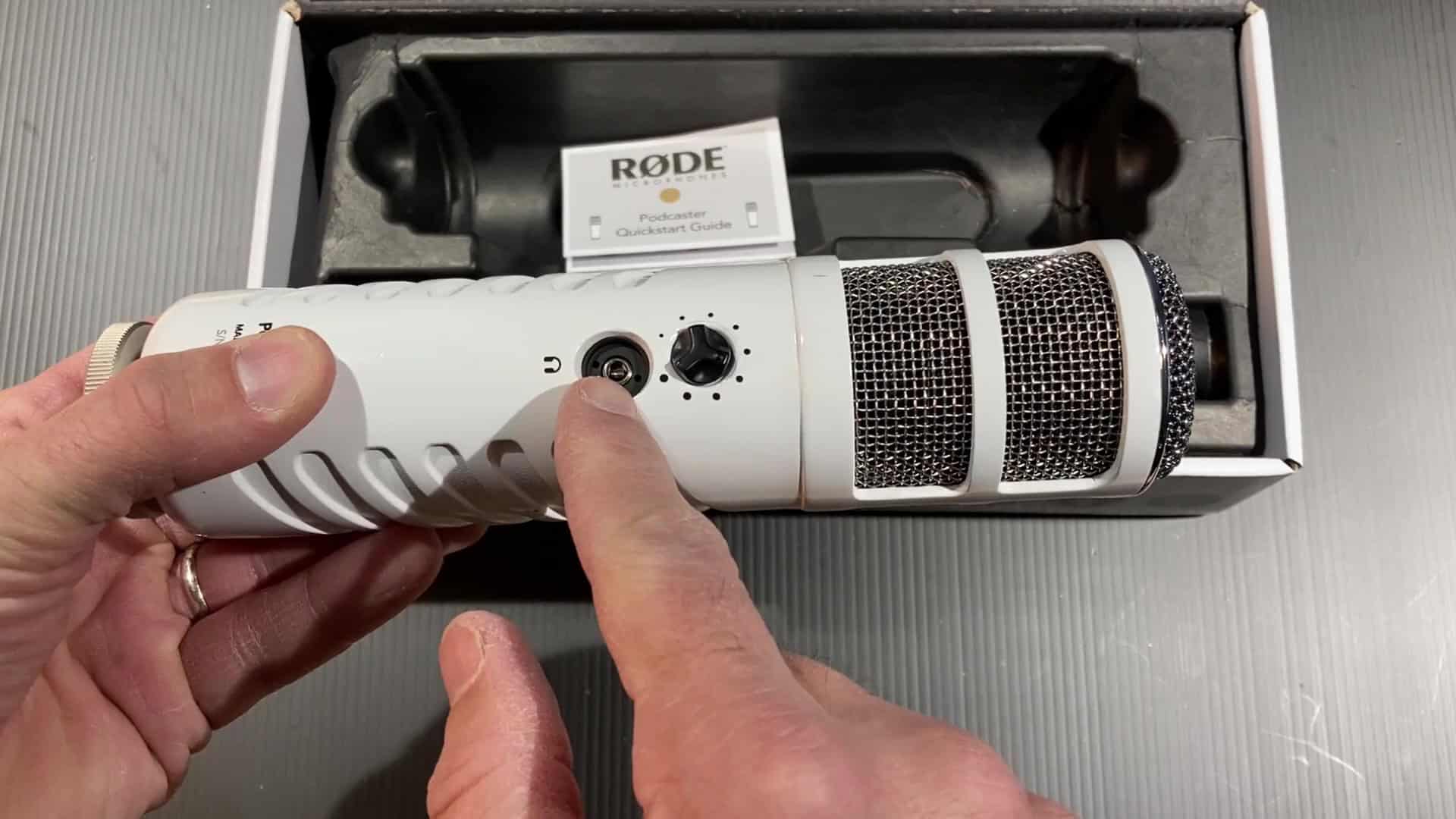 Rode podcaster microphone